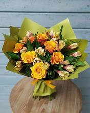 Букет цветов из:  Альстромерии и Розы #REPLACE_PRED# Выездное