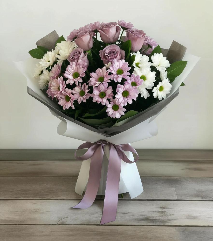 Букет цветов из: Хризантемы и Розы в Выездное