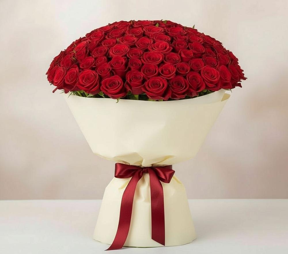 Букет 101 Красная роза Милано в Выездное