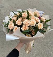Букет Кремовые розы Латте в Выездное