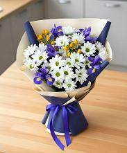 Букет цветов из:  Розы, Ирисы и Хризантемы #REPLACE_PRED# Выездное