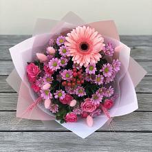Букет цветов из:  Розы, Герберы и Хризантемы в Выездное